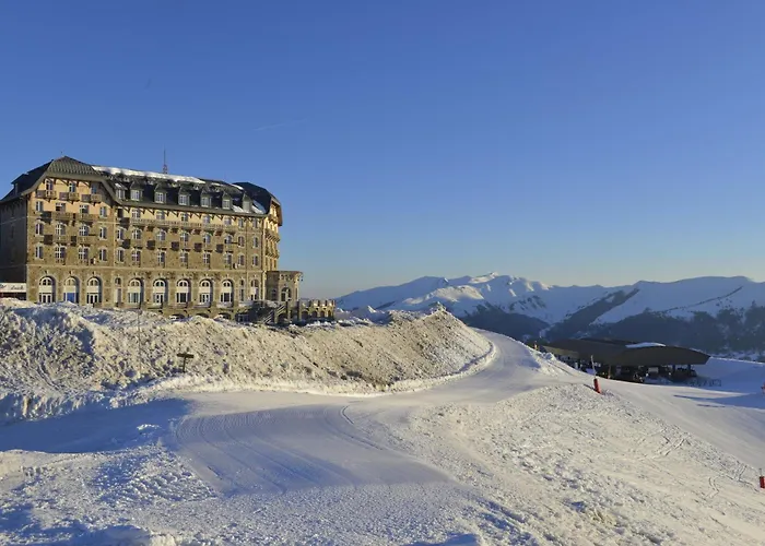 فندق Villages Clubs Du Soleil - Superbagneres 3*